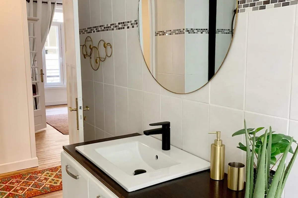 Bel Appartment 2 Chambres Hyper Centre Ville كْيَمبيه